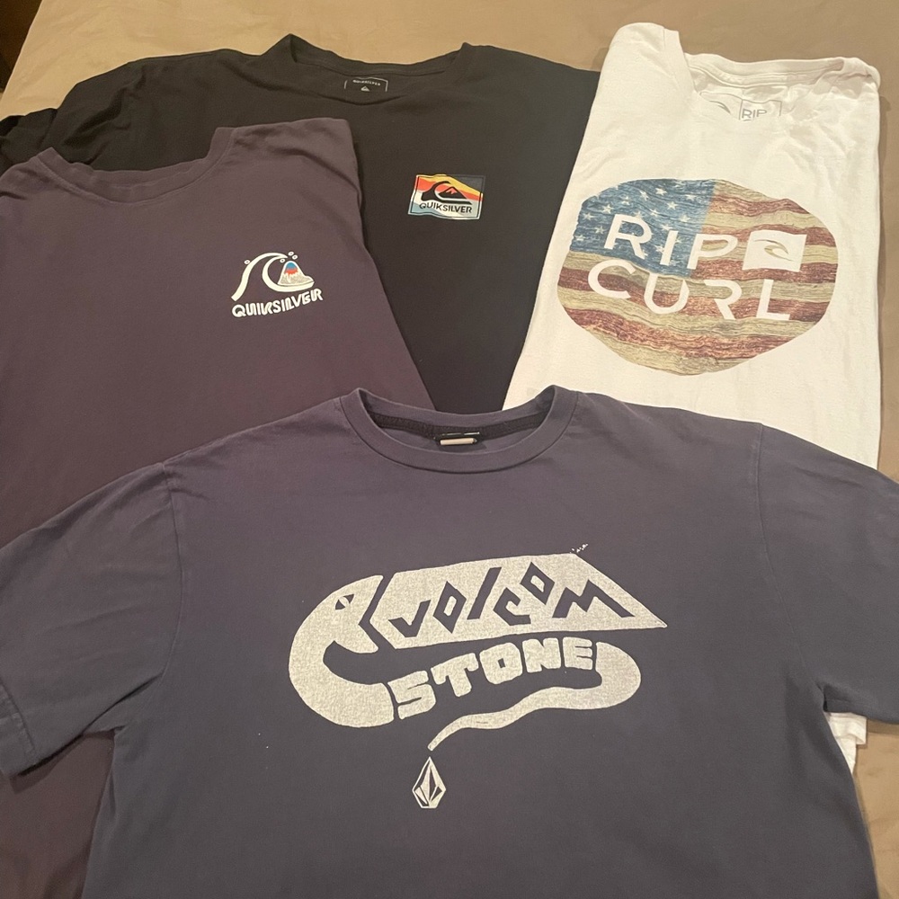 Men’s T bundle sizes M & L